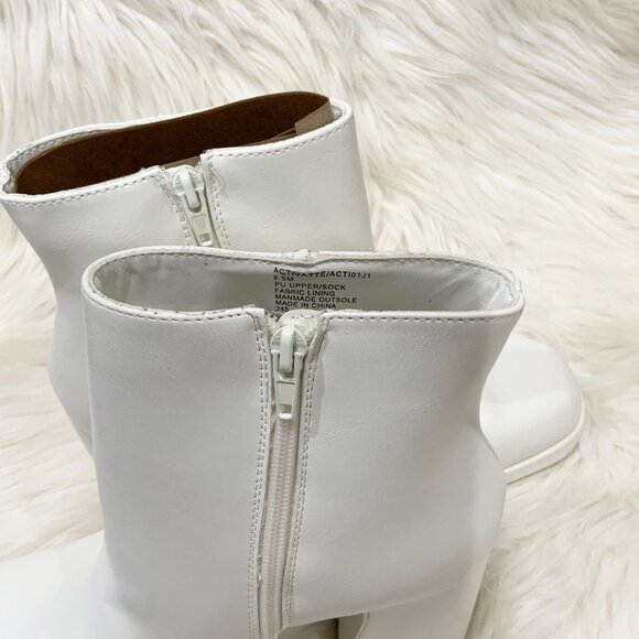 Madden Girl White Platformed Block Heeled Ankle Boots - Picture 8 of 9